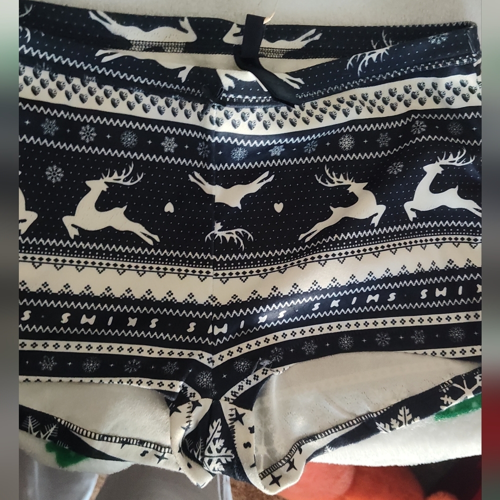 SKIMS Navy Deer PJ Shorts NWT